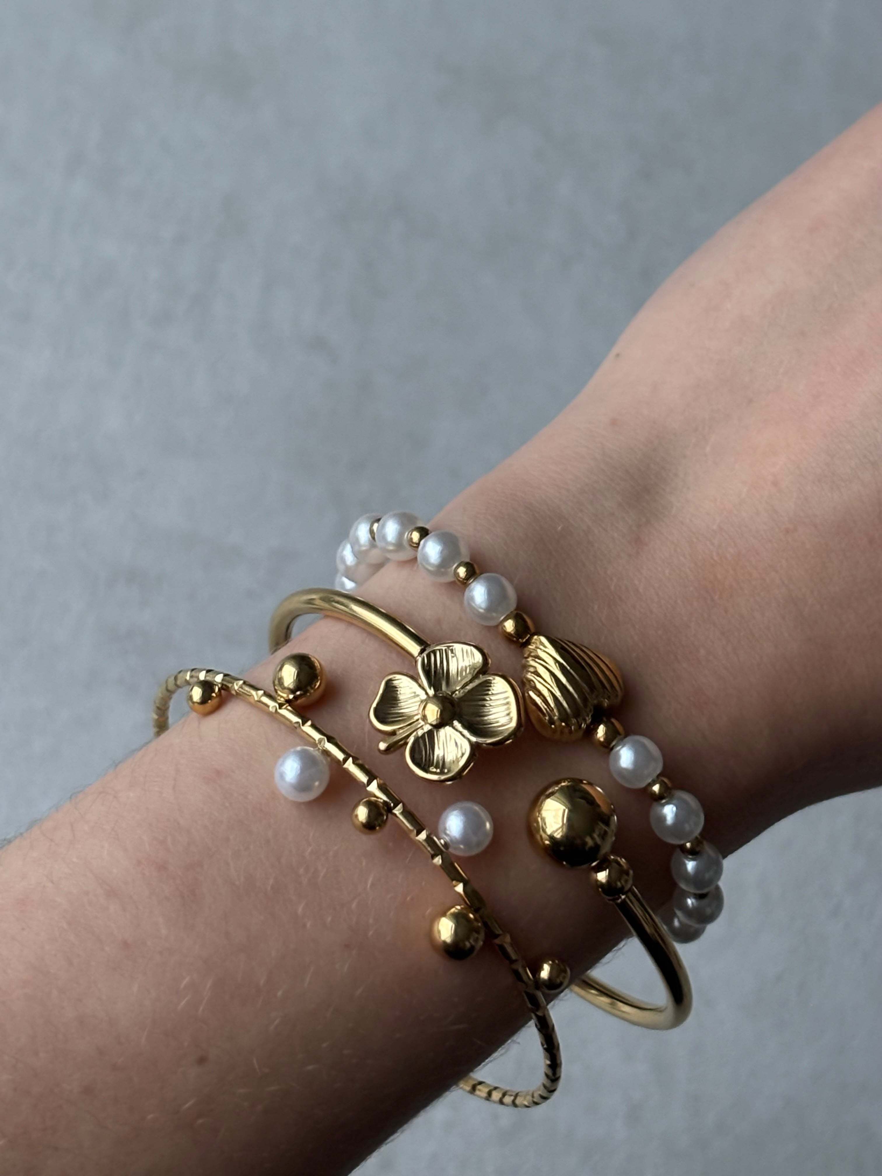 Bracelet perles et pendentif cœur