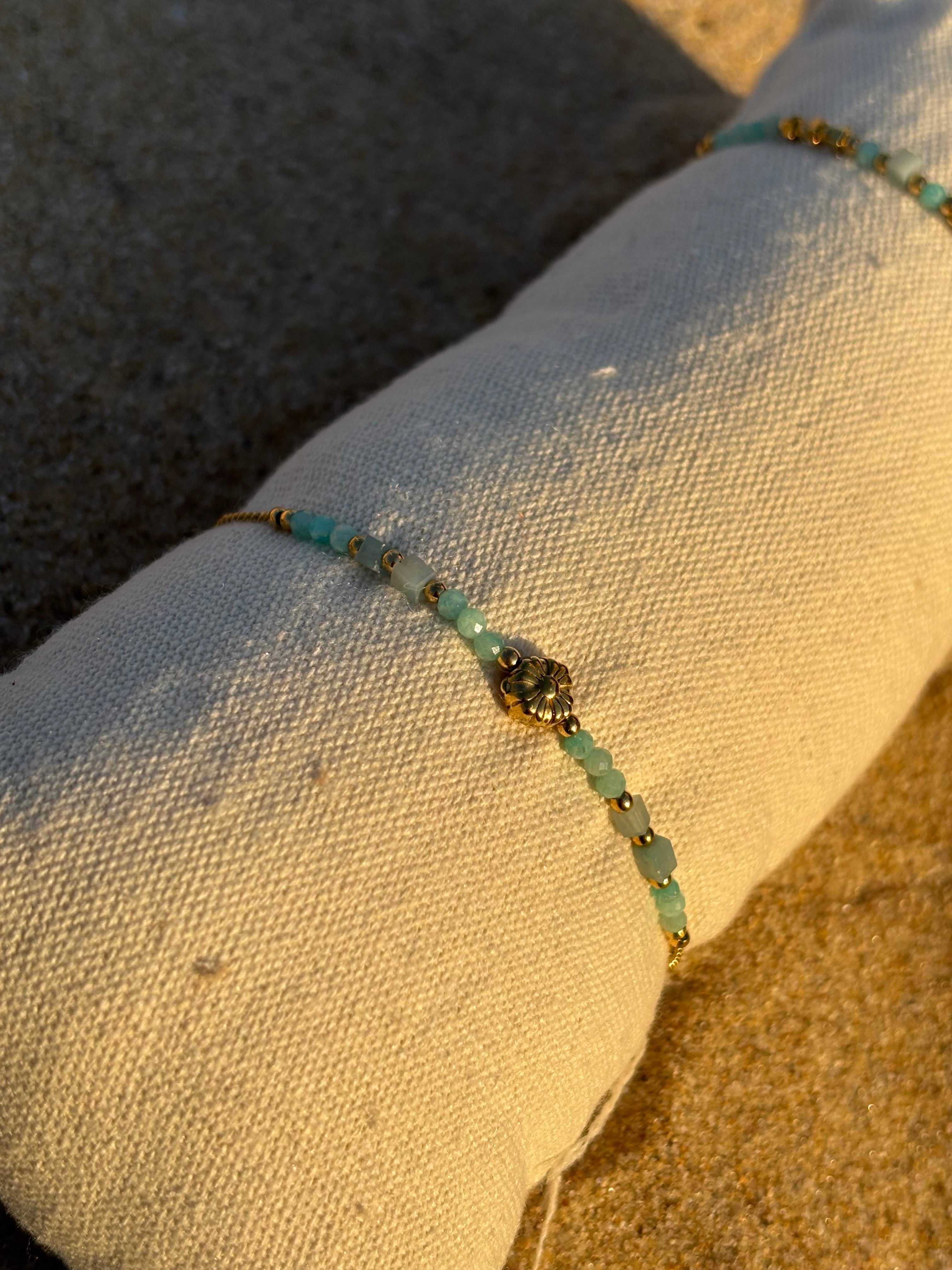 Bracelet fin avec pierres