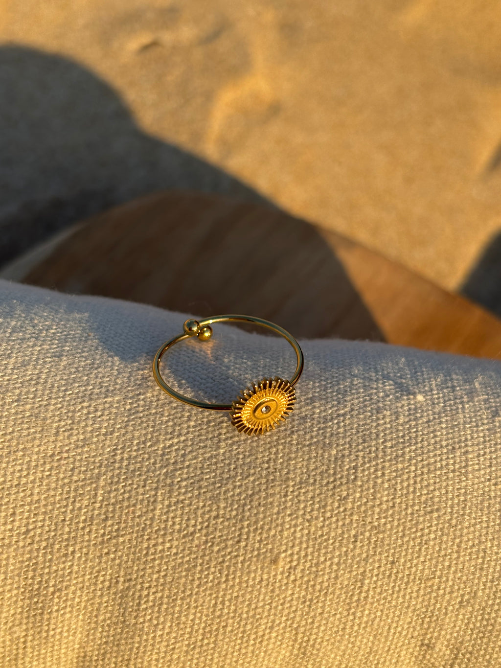 Bague fine soleil