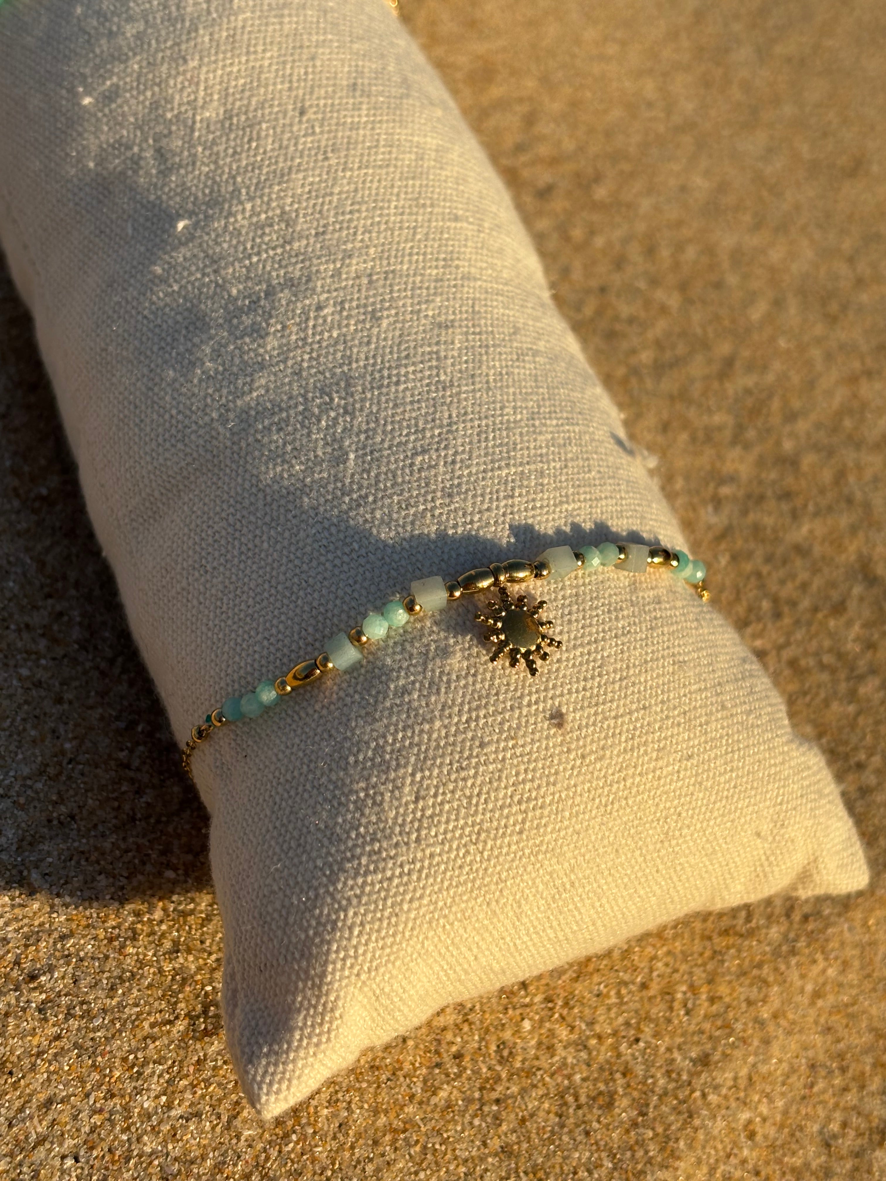 Bracelet fin avec pierres